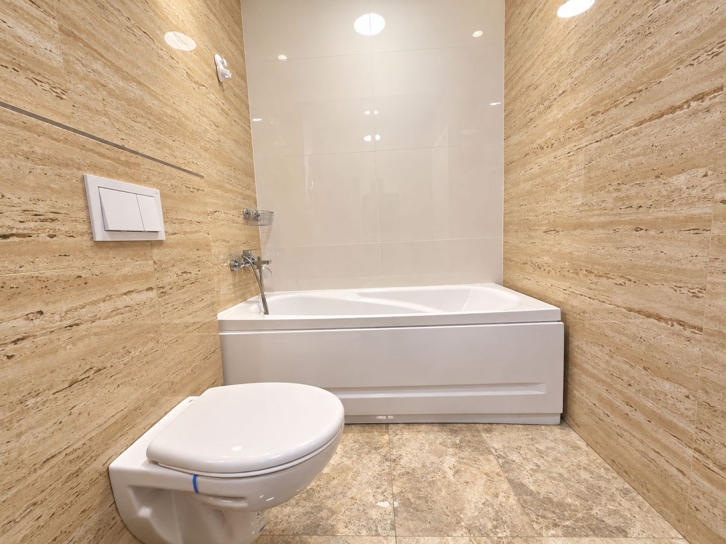 Casă de închiriat Tunari AeroCity, 3 dormitoare, 3 băi, curte 400m - Poză 12