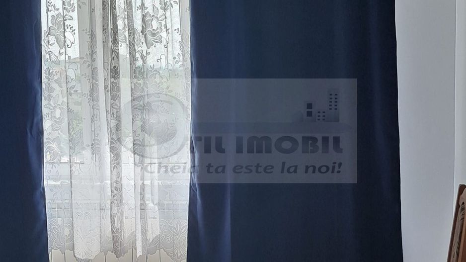 Apartament 3 Camere UMF - 450 euro - Poză 2