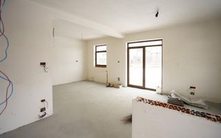 Casa de vanzare Parter Zona dealuri Oradea - Poză 3