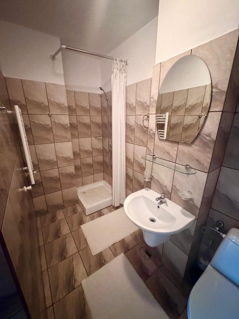 Apartament 2 camere de vânzare – Centru - Poză 3