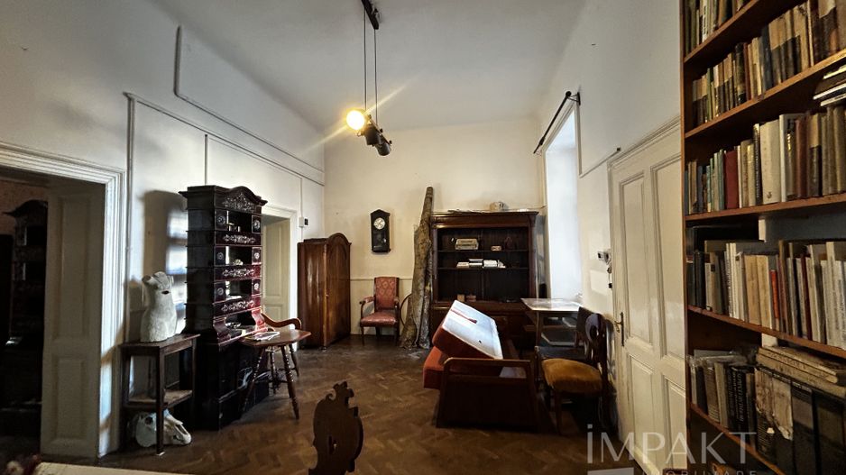 Vanzare apartament ultracentral, parter, imobil istoric - Poză 1