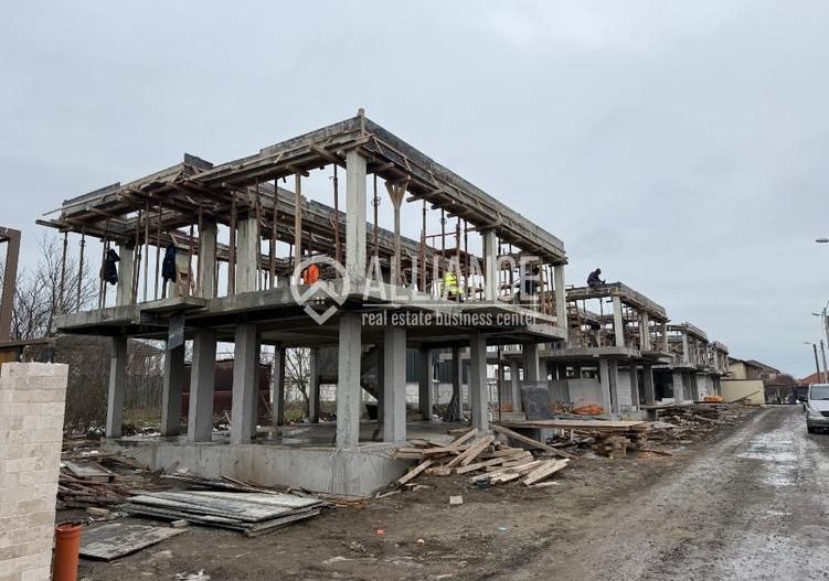 Valu lui Traian (COD 07) Casă P+1 cu teren de 265 mp - Poză 11