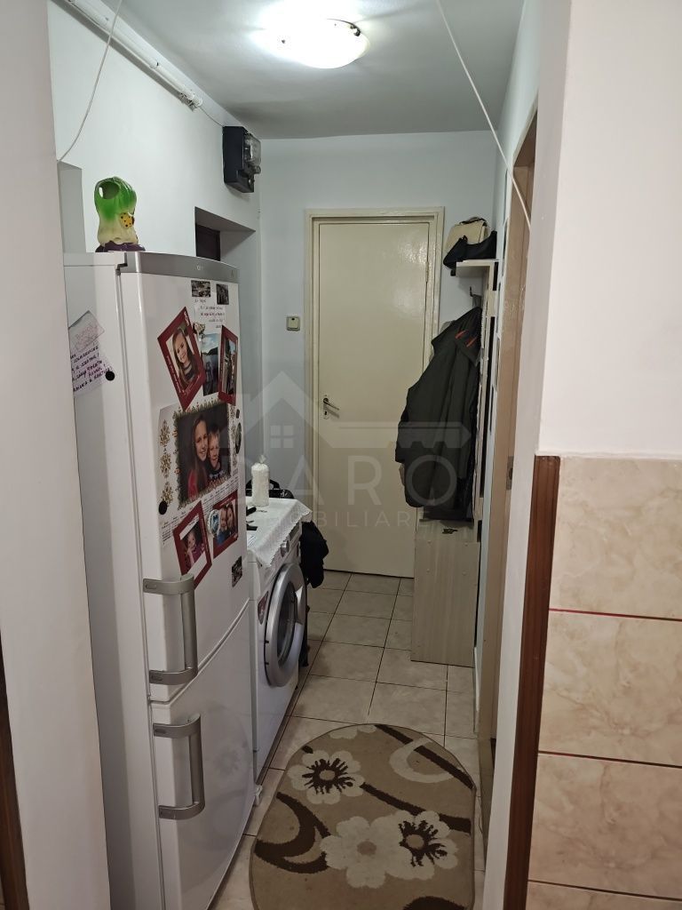 Se vinde apartament cu 2 camere str. Violetelor tg -mures - Poză 6