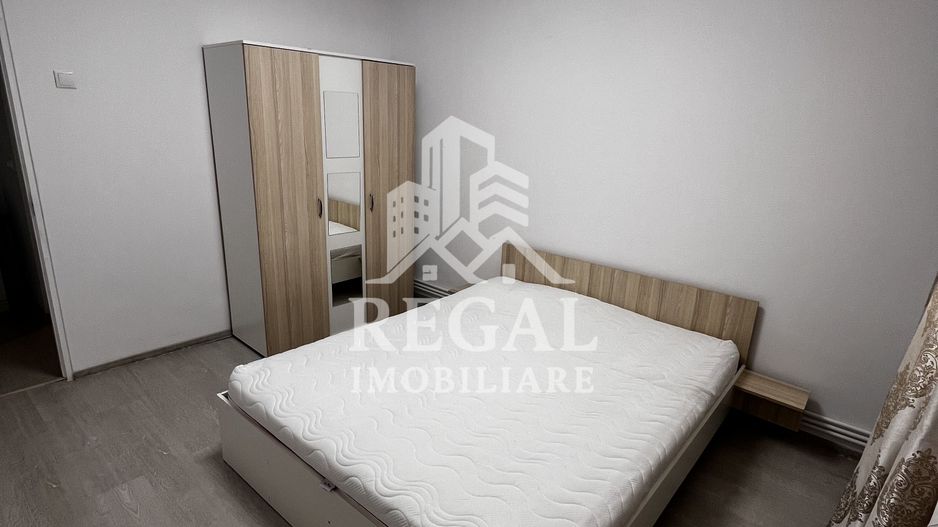 Apartament 2 camere, renovat recent, mobilat și utilat complet - Poză 4