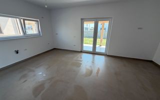Comision 0%. Toate utilitatile. Strada asfaltata. Disponibil imediat. - Poză 3