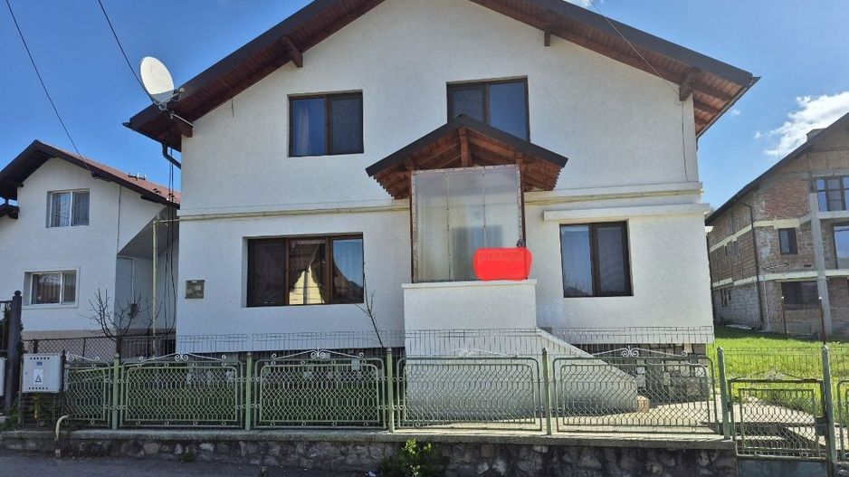 Vila Cornu-Prahova complet mobilata/utilata '' 350 mp + teren 500 mp'' - Poză 25