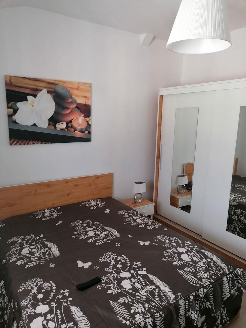Apartament 60 mp utili +10 mp terasa mobilat/utilat + loc parcare - Poză 1