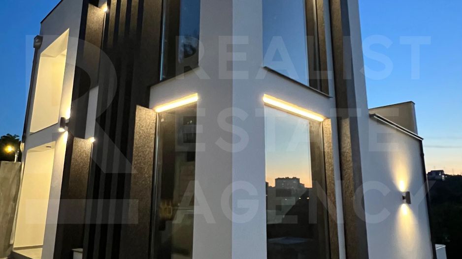 Vânzare casă, 4 camere,  str. Dragomirna, sectorul Buiucani. - Poză 3