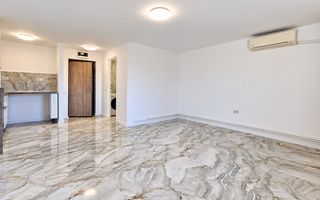 Garsoniera renovata- Poitiers- Mata Rosie - Continental/Aumovio - Poză 3