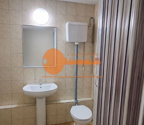 Apartament cu 4 camere in zona Gorjului - Poză 9