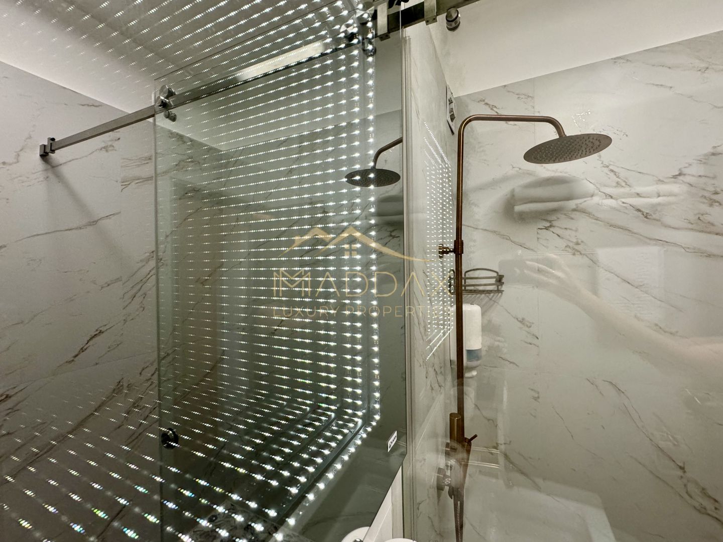 Apartament cu 4 camere / Posibilitate investitie / Arcul de Triumf - Poză 24