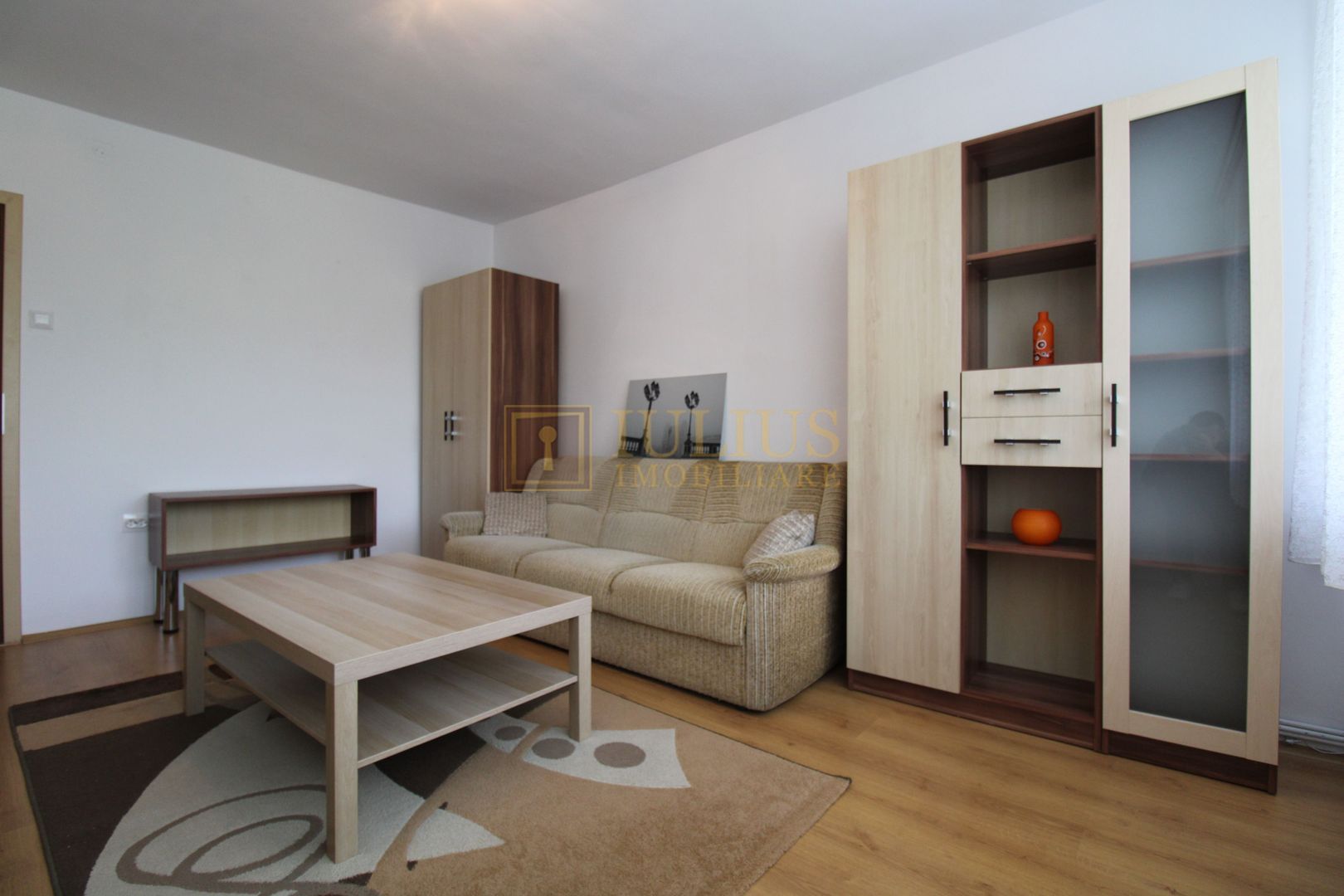 Zona Dacia, decomandat, centrala proprie, clima - Poză 4