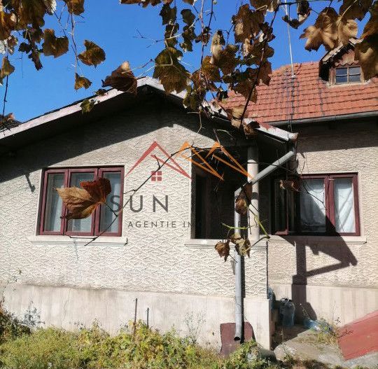 Casa 2 camere decomandate, teren 1931 mp, Cocorastii Caplii, Prahova - Poză 1