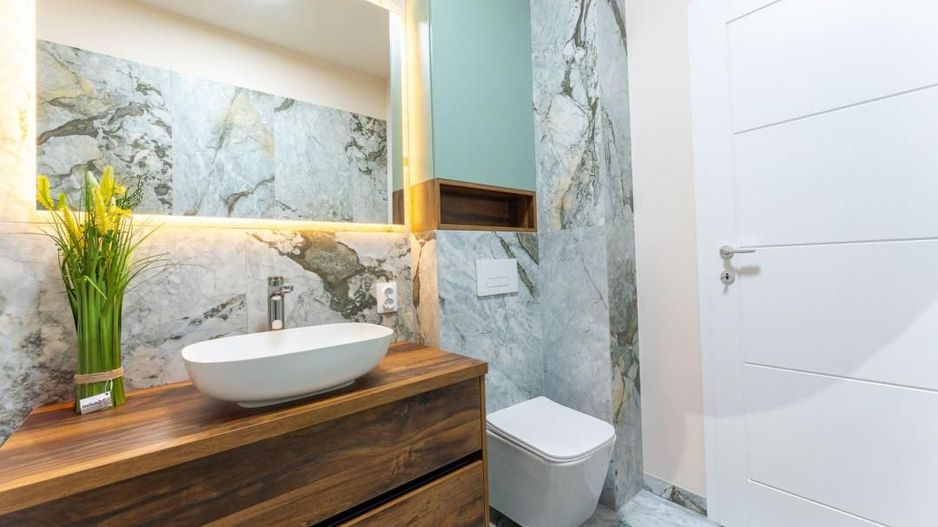 Apartament 2 camere, etaj intermediar, balcon, garaj, Eroilor - Poză 7