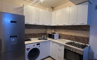 De vanzare apartament 2 camere - Mihai Bravu - Poză 9