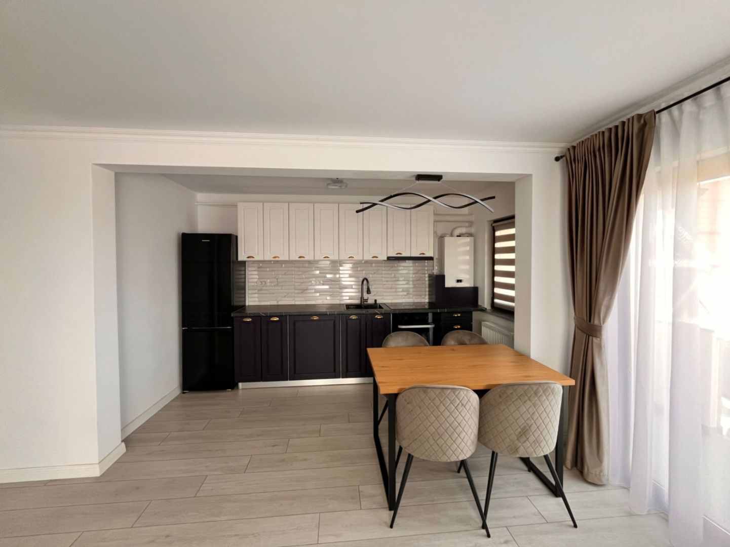 Apartament de Închiriat cu 3 Camere | Suceava/Scheia | 500Euro/Luna - Poză 3