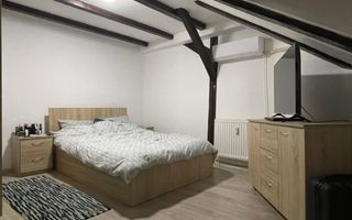 Apartament cu 1 camera | Mansarda | Central | Oradea - Poză 1