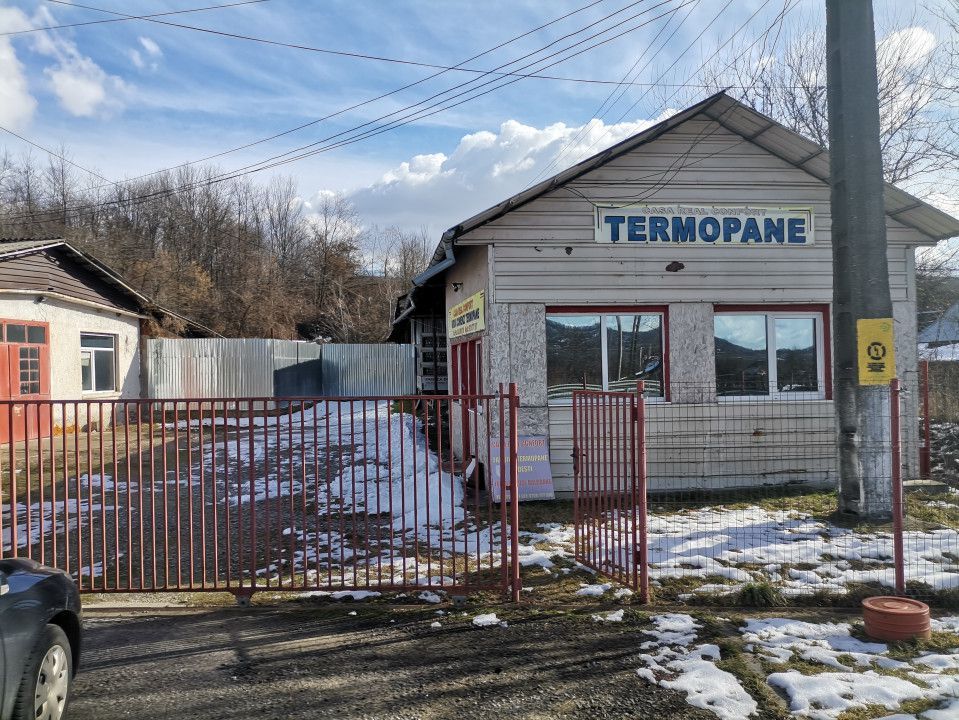 Vanzare hala atelier, stradal, Stalpeni - Poză 2