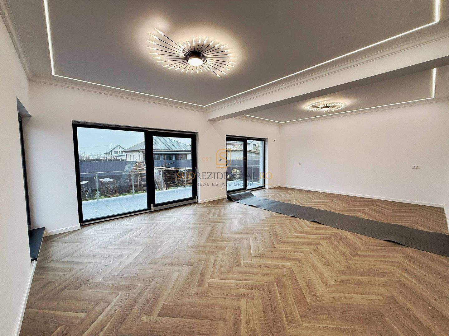 Vila individuala de vanzare, 4 camere, 3 bai, central Comuna Berceni - Poză 9