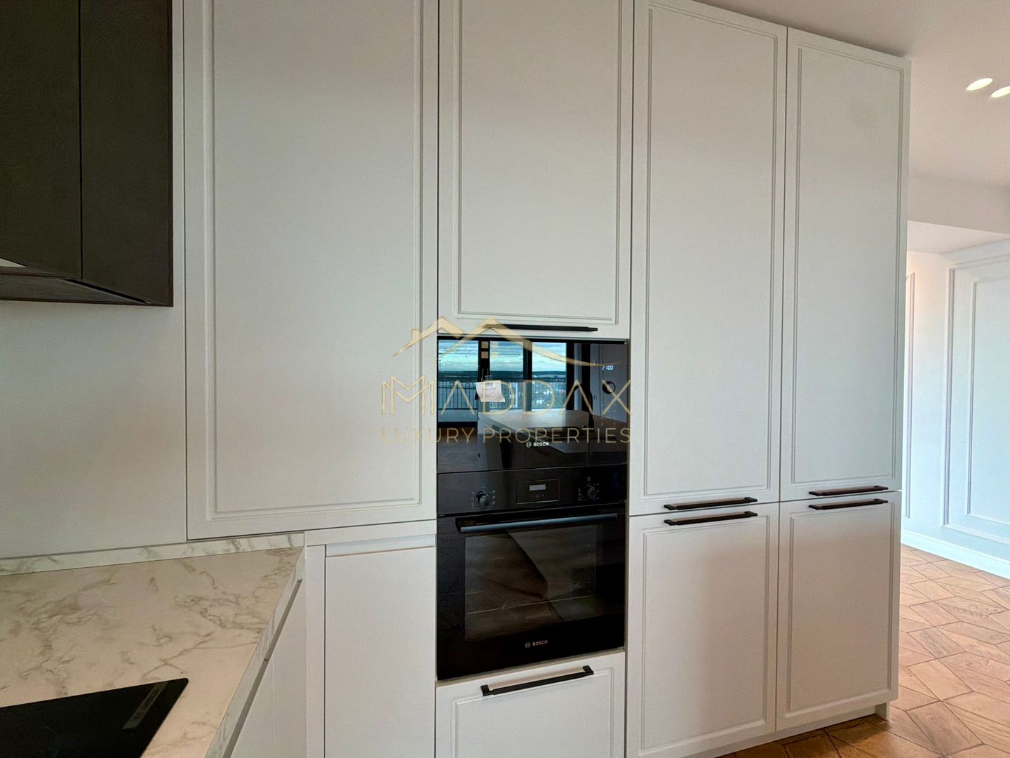 Penthouse cu 4 camere // terasă 70 mp / 200 mp / 3 parking / Straulesti - Poză 21