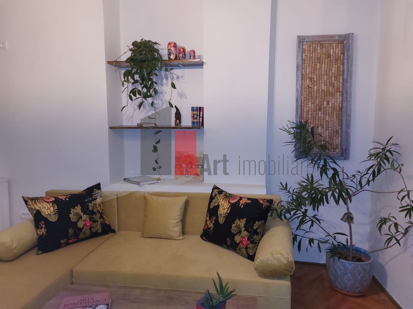 Apartamentul "DISINJATUR" , et. 1/1 in vila stil neoromanesc - Poză 2