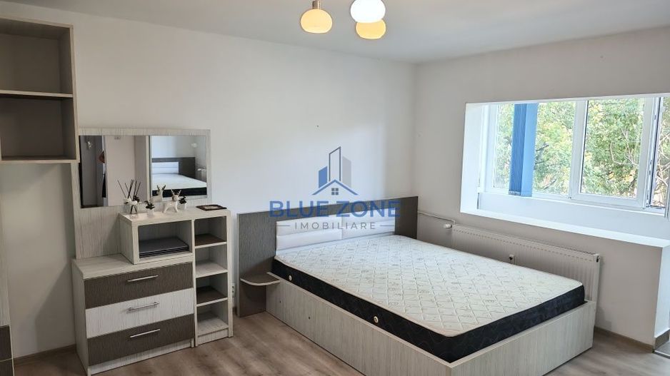 Mall Vitan | Garsonieră 40,6 mp | Renovată complet | Etaj 3 - Poză 1