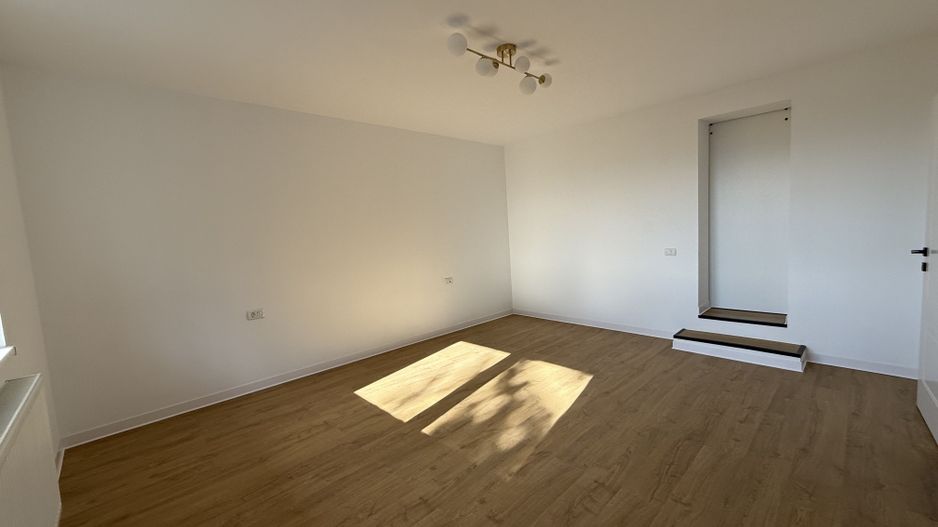 Apartament cu 2 camere in casa in Blumana, Brasov - Poză 17