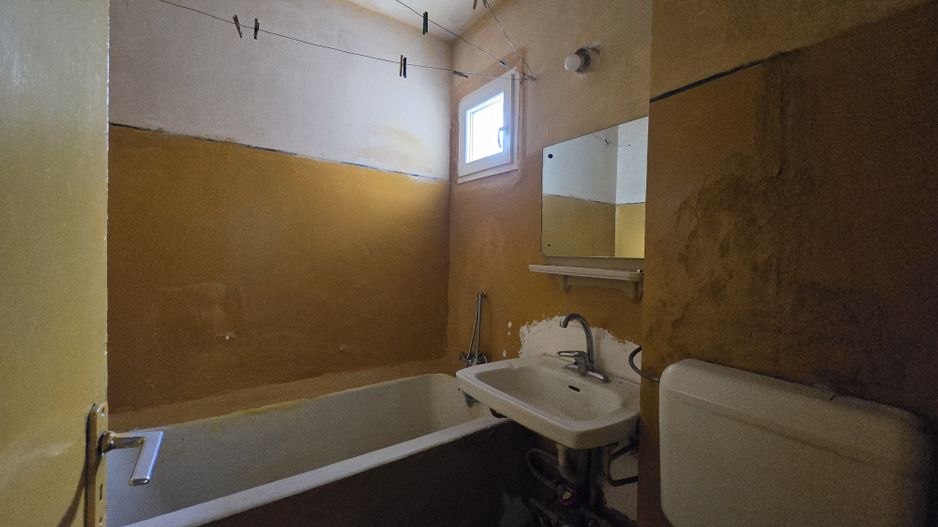2 CAMERE ^ Plaza Romania ^ decomandat ^ baie cu geam ^ COMISION 0% ^ bloc tip P - Poză 7