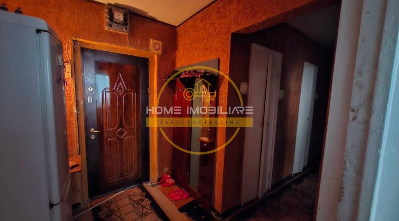 Apartament cu 3 camere / 80 mp / in zona Tatarasi - Poză 3