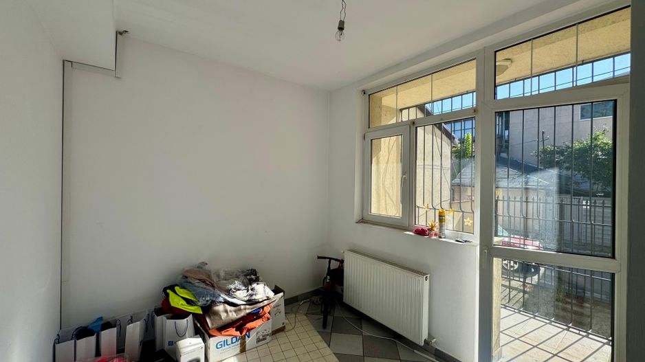 OPORTUNITATE - vila-curte individuala-garaj la Domenii-Popisteanu - Poză 20