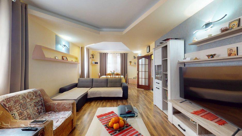 Casa ideala  Locuinta si afacere 665mp teren - Poză 1