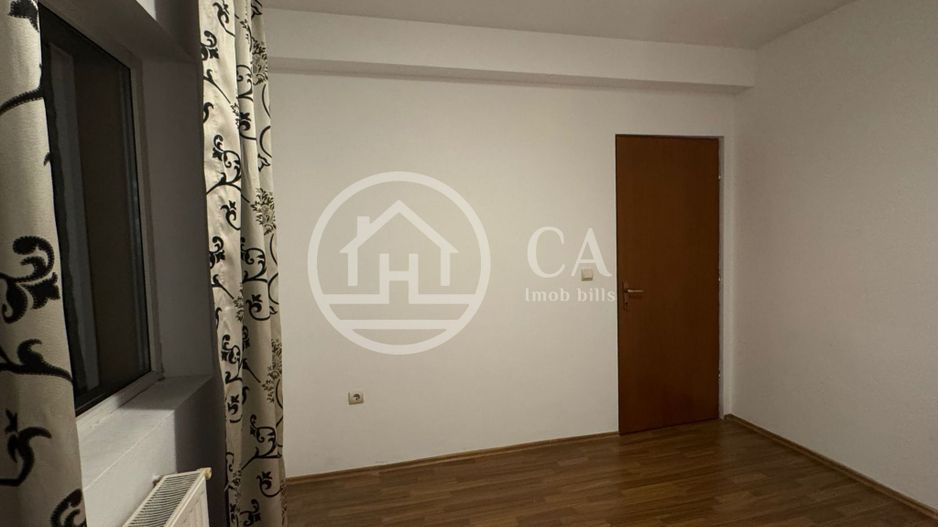 Casă de închiriat cu 4 camere în Cartierul Europa, Oradea - Poză 9