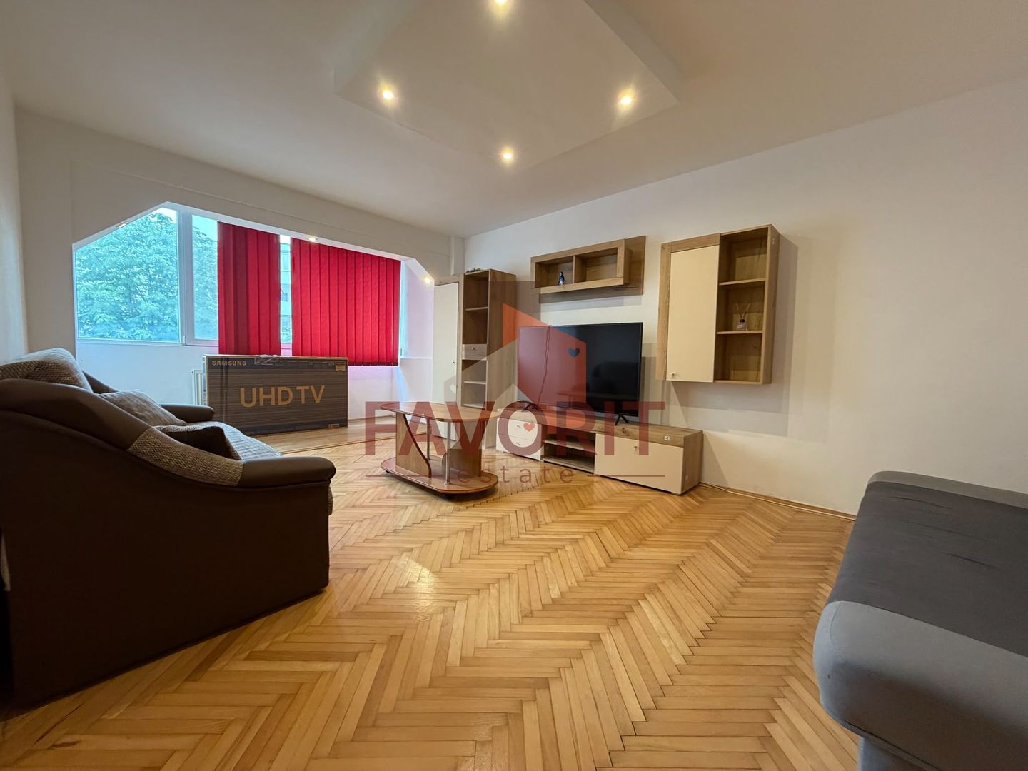 4 camere | etaj 1 | centrala proprie | mobilat si utilat | zona buna | - Poză 3