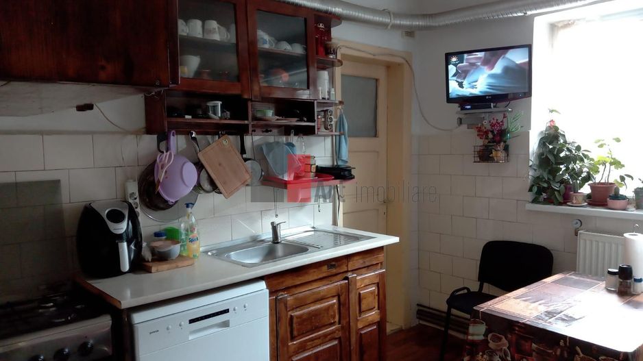 Apartament de vanzare in Vila Ploiesti zona Eroilor - Poză 10