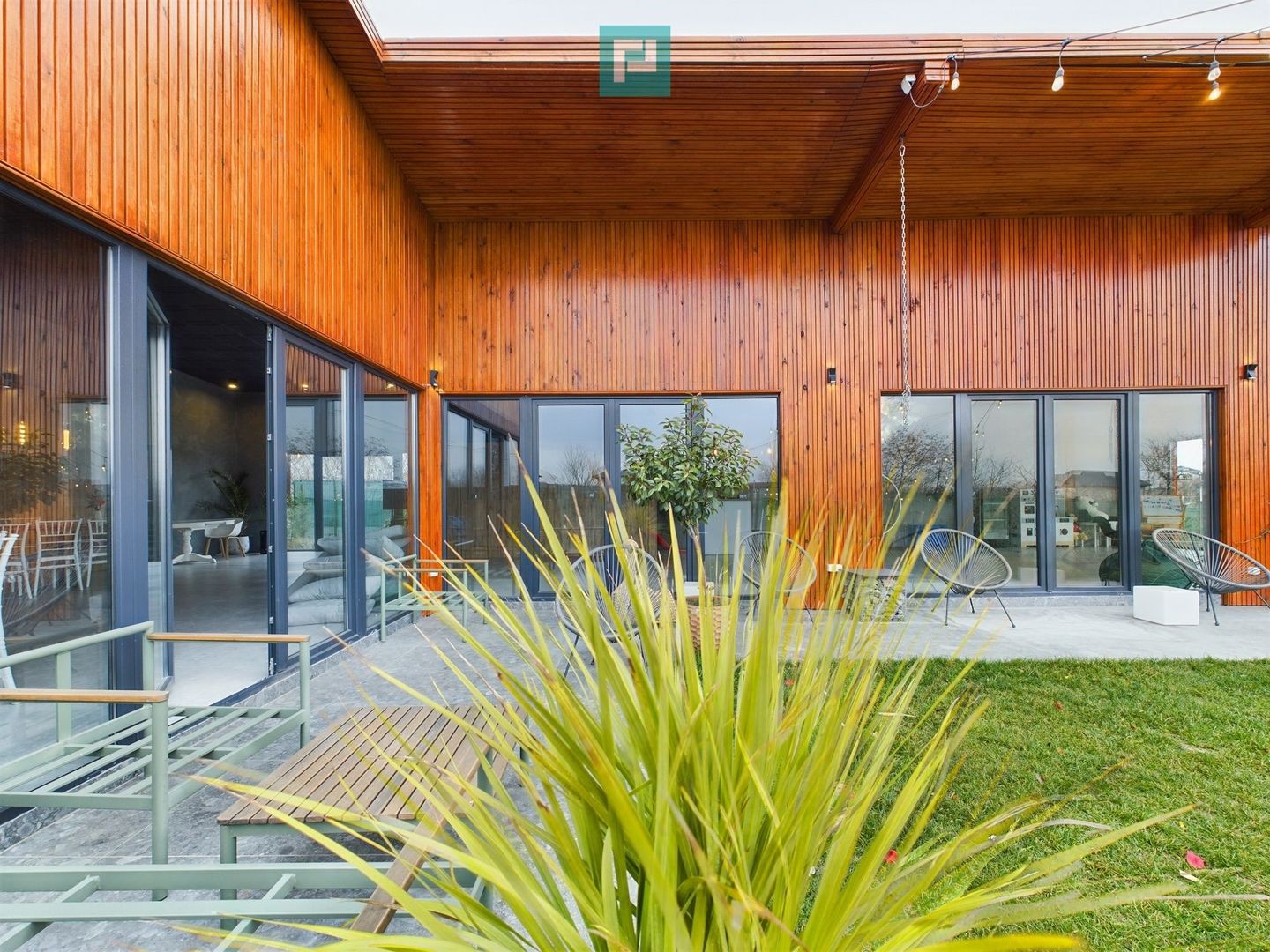 Casa Spațiu Versatil de Vânzare în Comuna Berceni - Poză 12