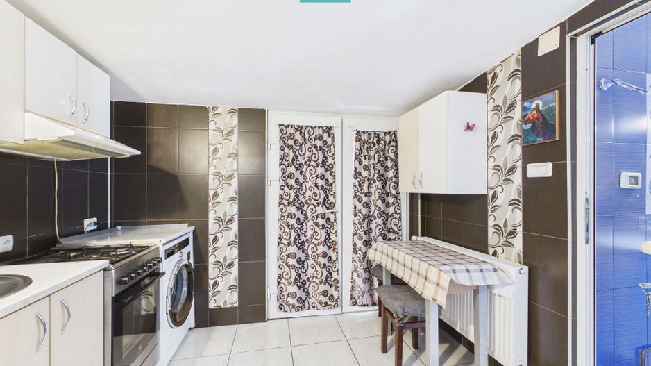 Apartament pe Strada Coșbuc - Poză 1