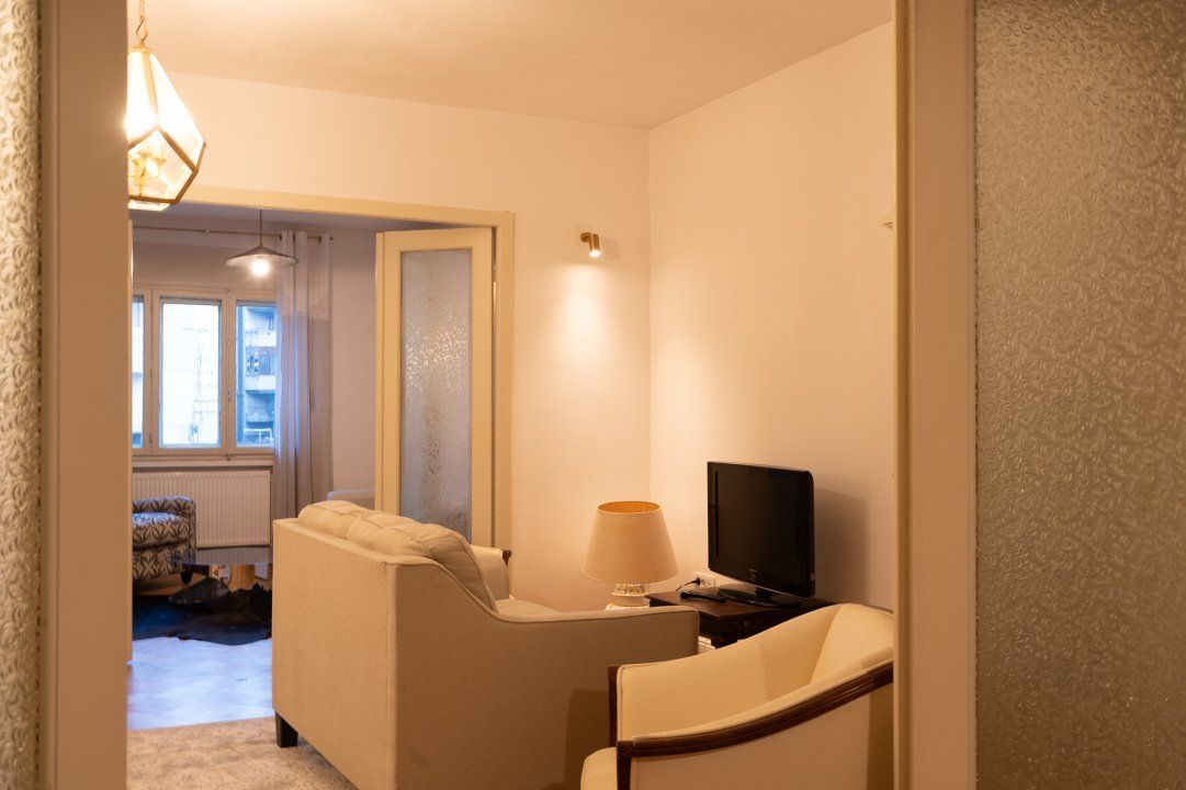 Apartament 3 camere ultracentral - Poză 3