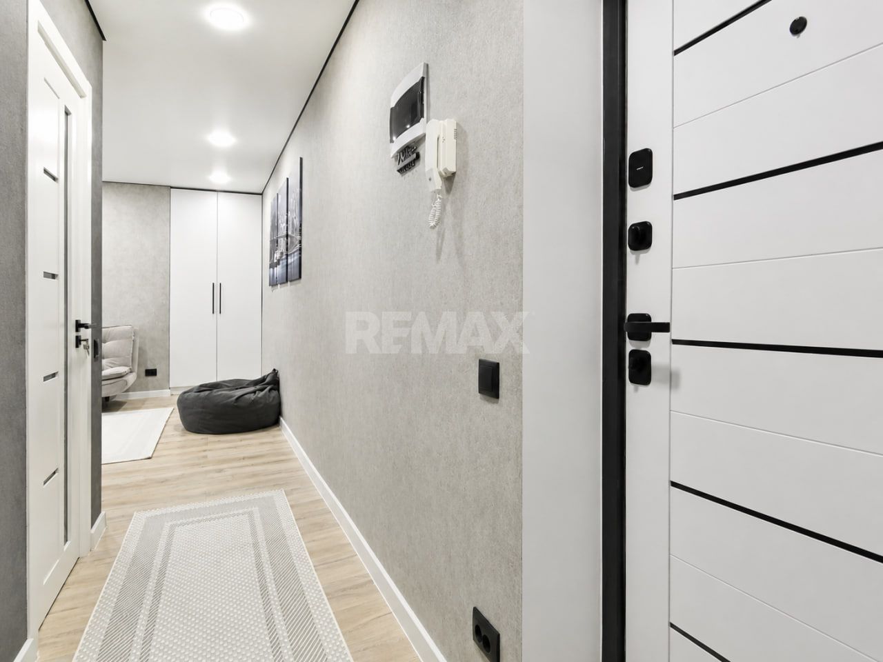 Exclusiv! 2 camere, Râșcani, Kiev 8/2 – etajul 2/5, reparație capitală nouă - Poză 11