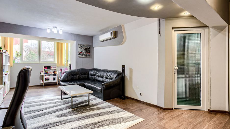 VÂNDUT!!! Apartament Samantha cu 3 camere, Zona Polivalentă - Poză 3