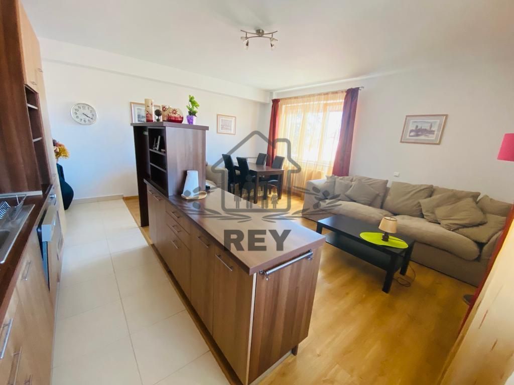 Apartament 3 camere decomandat la vilă/etaj intermediar/loc de parcare - Poză 4