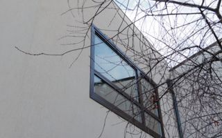 CASA ART-DECO CONSOLIDATA in 2011 cu gradina de 160 mp - Poză 4