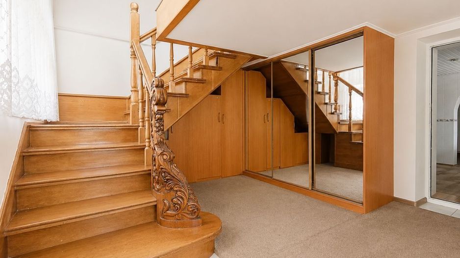 Casă 210 m² cu 5 dormitoare și teren 10 ari – Euroreparație | Drochia, str. Grigore Ureche - Poză 46
