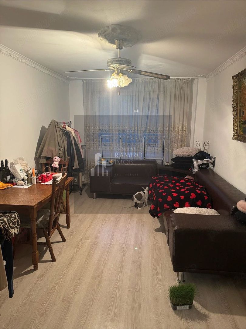 Apartament decomandat 3 camere Dristor - Poză 2