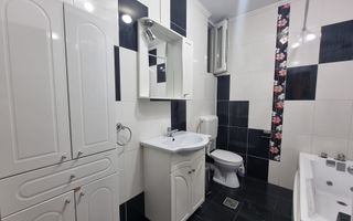 Vila generoasa de inchiriat intr o zona principala a orasului - Poză 6