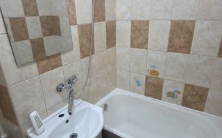 Închiriez apartament cu 3 camere, în Tătărași - Poză 3