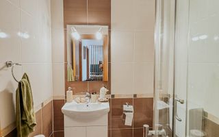 Vila cu 4 camere in Pipera in complex securizat - Poză 16