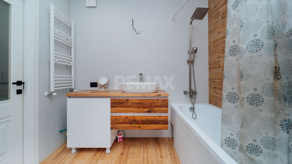 Se vinde apartament pe str. Dacia - Poză 6