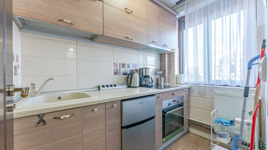 Închiriere garsonieră Brașov, Astra: Aer condiționat, centrală proprie - Poză 7