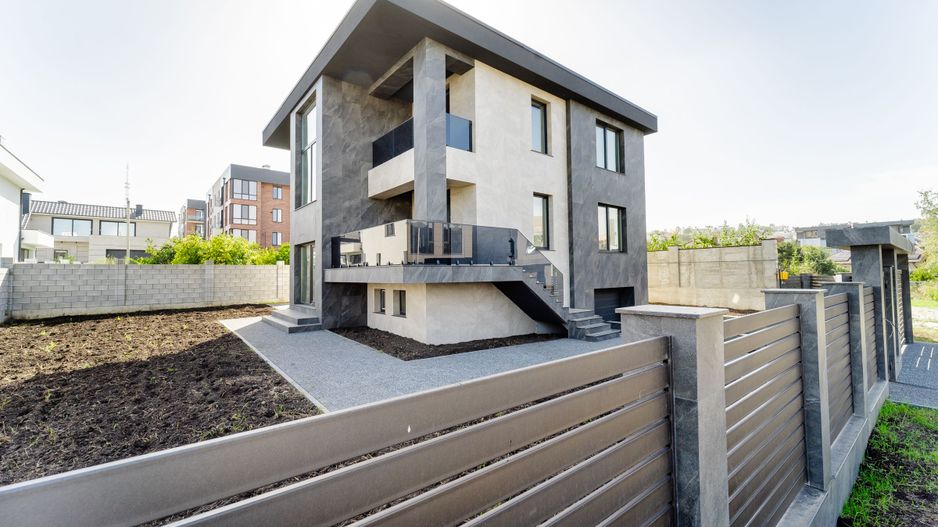 Casa de vânzare, individuală, Centru - Poză 11