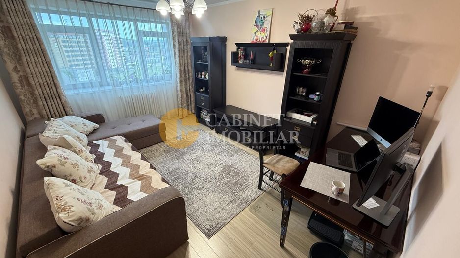2 Camere Decomandat - Etaj Intermediar - Zona Podu Ros - Bloc 1974 - Poză 1